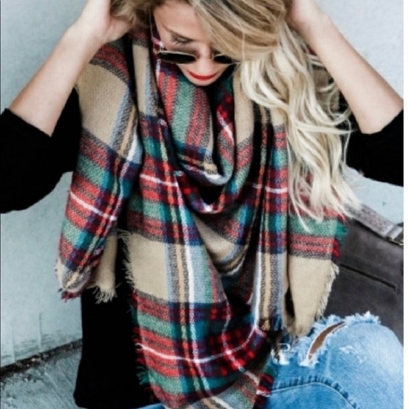 Plaid Blanket Scarf - Picture 2 of 3